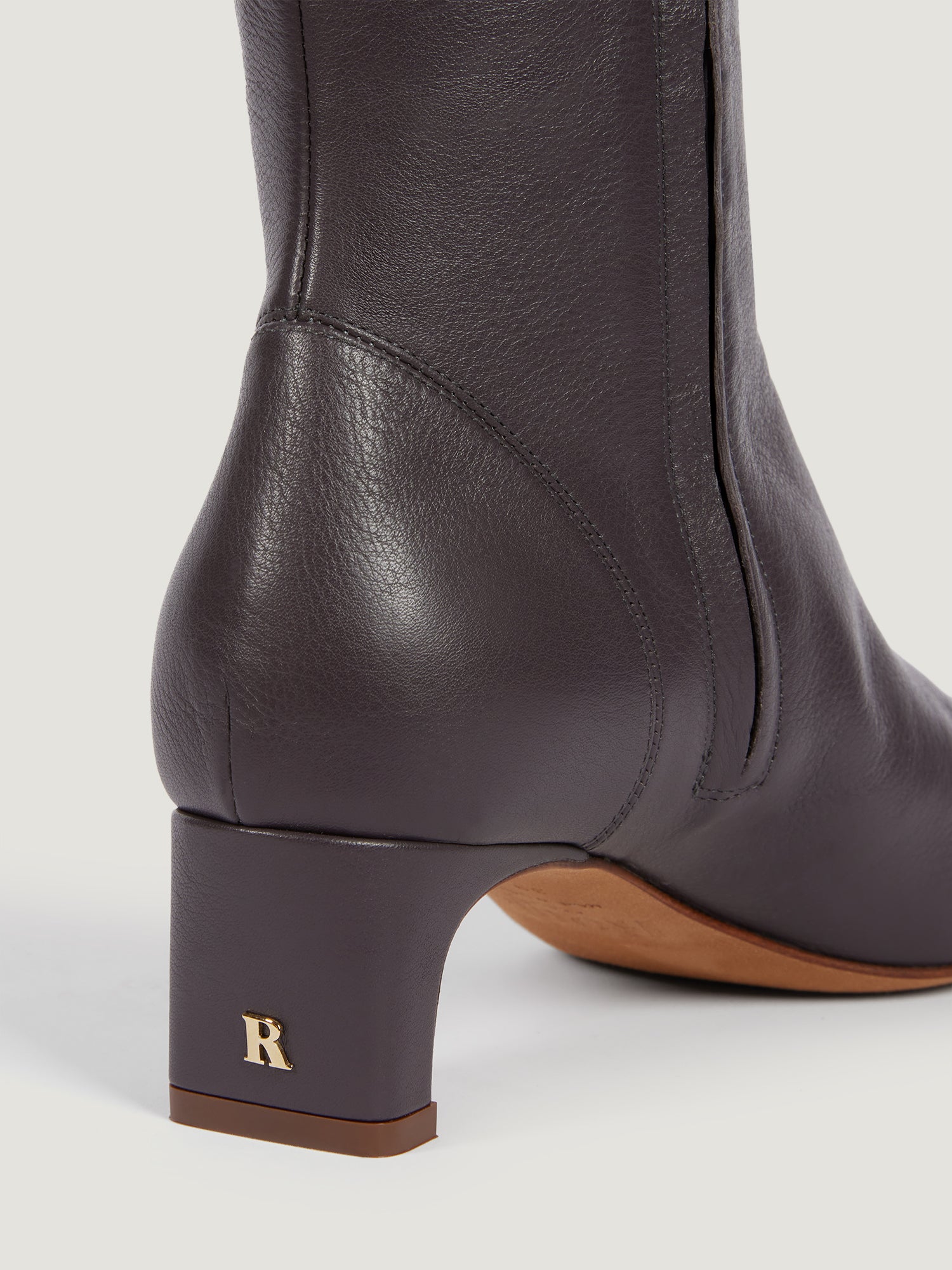 HELENA Botas y botines